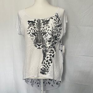 Aran's Den White Leopard Graphic Tee